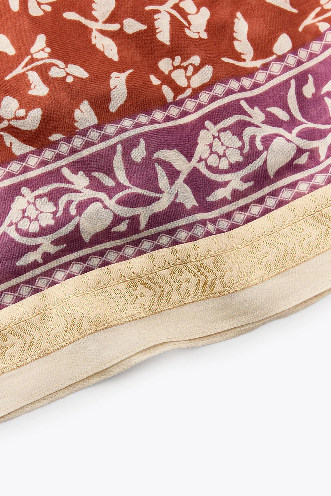 FOULARD IMPRIMÉ FLORAL