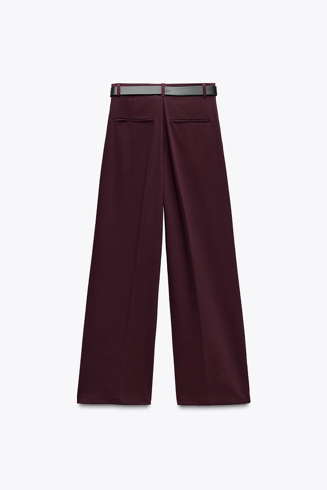 PANTALON À DOUBLE PLIS AVEC CEINTURE