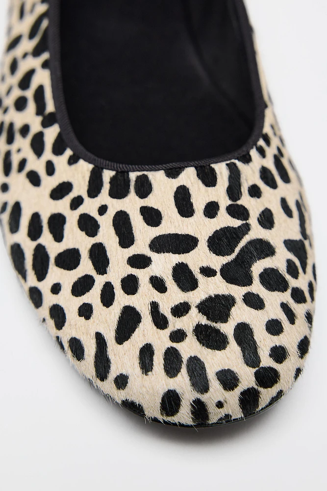 ANIMAL PRINT FAUX FUR BALLERINAS