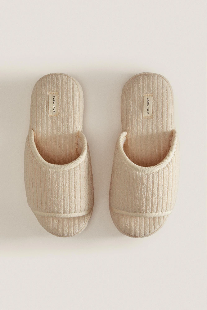 FLATFORM TERRYCLOTH SLIPPERS