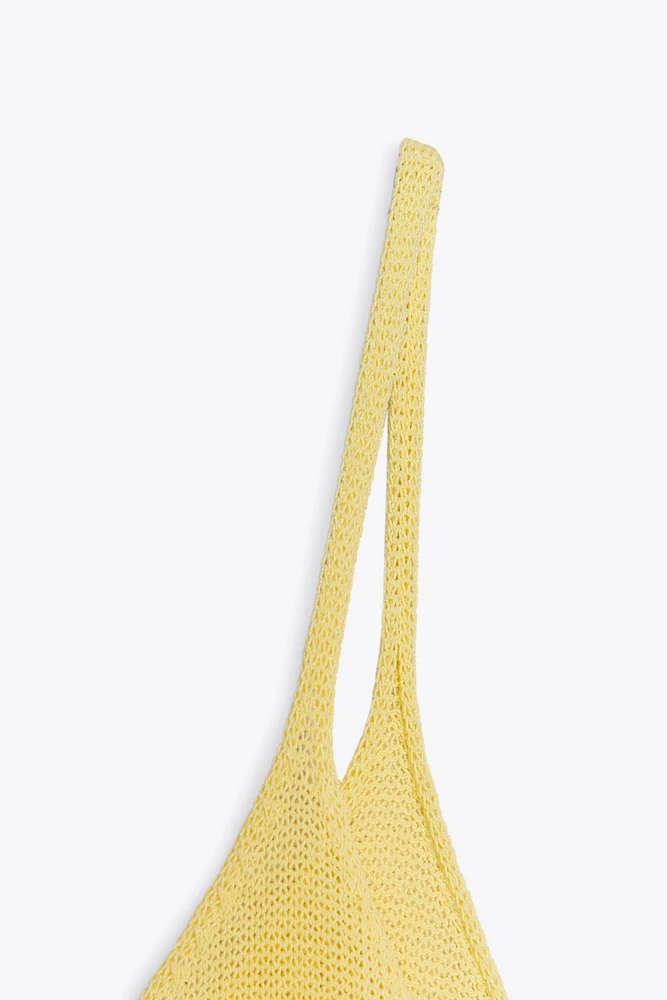 TOP EN MAILLE À BRETELLES