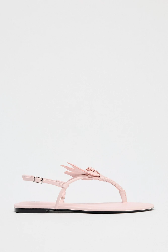 FLAT SANDALS WITH FLOWER