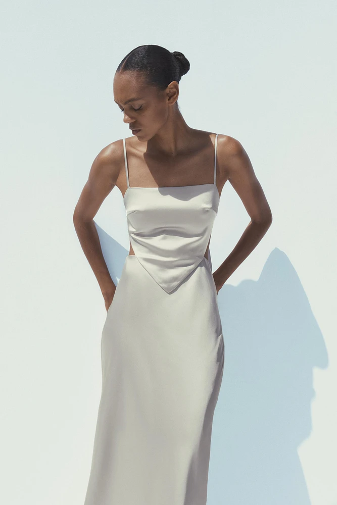 ROBE SATINÉE HAUT FOULARD