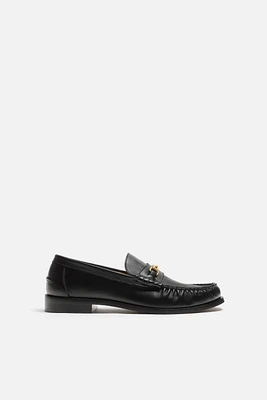 METAL TRIM LEATHER LOAFERS