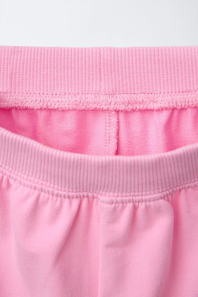 SWEATSHIRT AND JOGGER PANTS SET