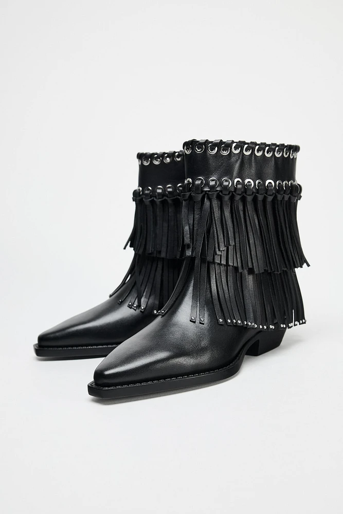 BOTTINES FRANGES CLOUS