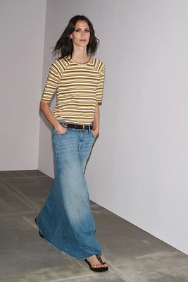 STRIPED T-SHIRT