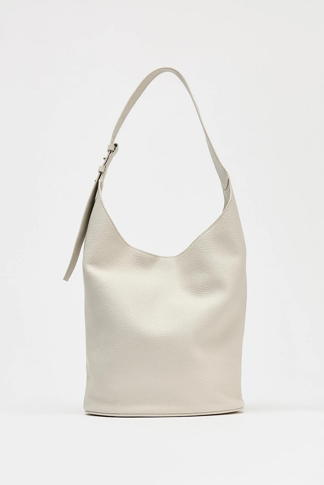 SAC SEAU ÉPAULE EN CUIR