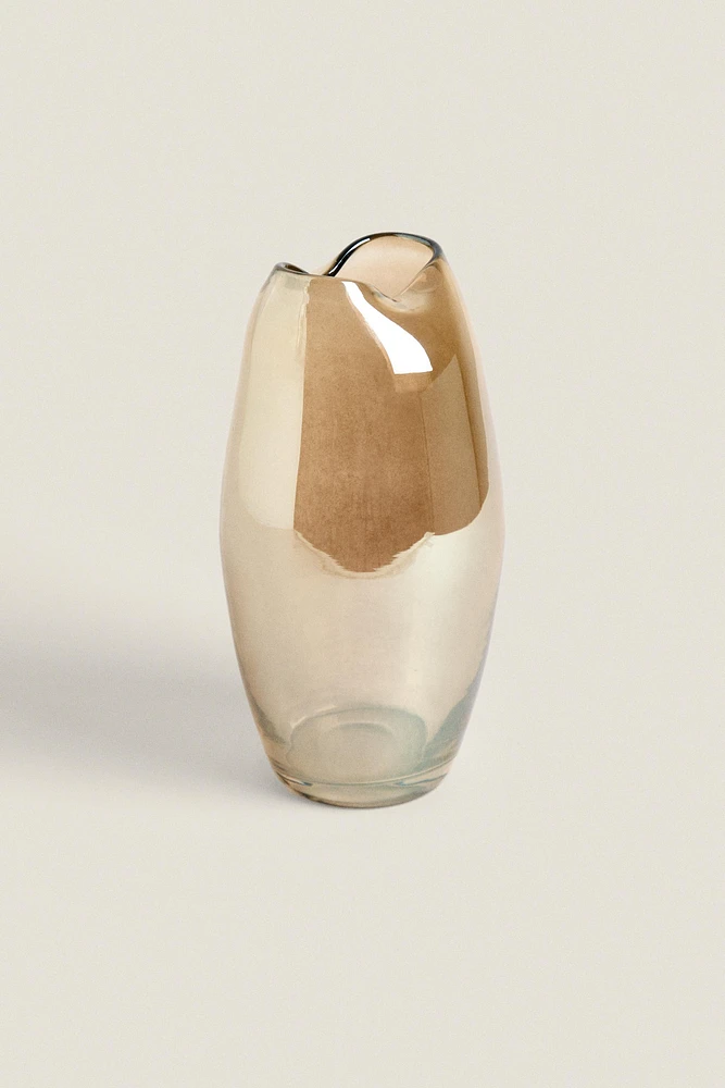 TALL SHINY GLASS VASE
