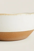 SALAD BOWL WITH RAISED DESIGN