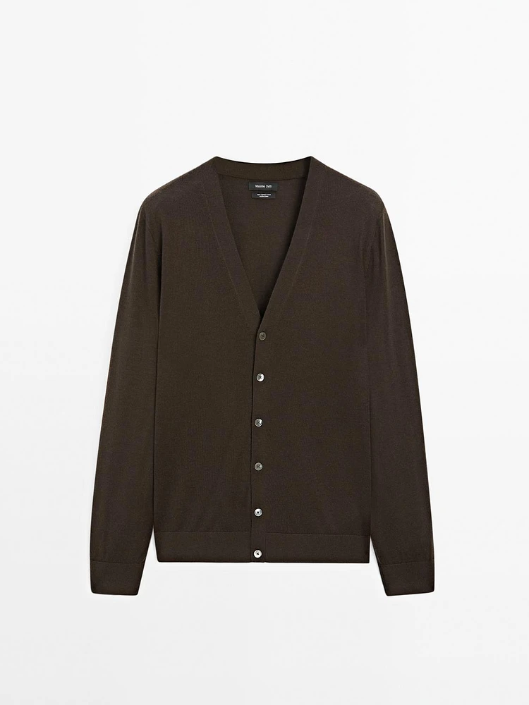 100% merino wool knit cardigan