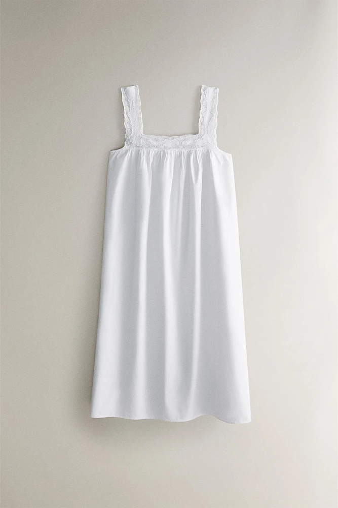 EMBROIDERED COTTON NIGHTGOWN