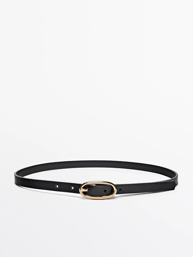 Leather belt with oval buckle