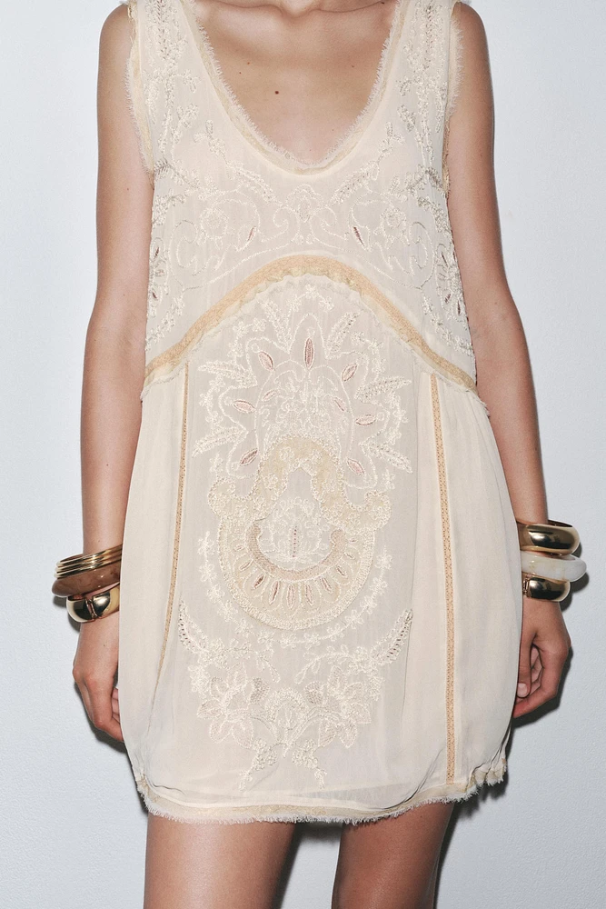 ZW COLLECTION EMBROIDERED DRESS