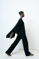 ASYMMETRIC RIBBED CAPE