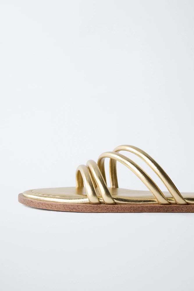 SANDALES À BRIDES MÉTALLISÉES
