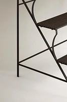 STORAGE UNIT WITH SHELVES