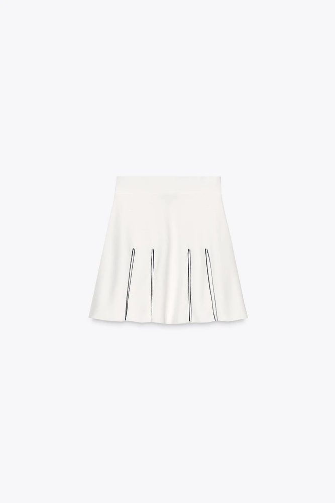 CONTRAST TRIM KNIT MINI SKIRT