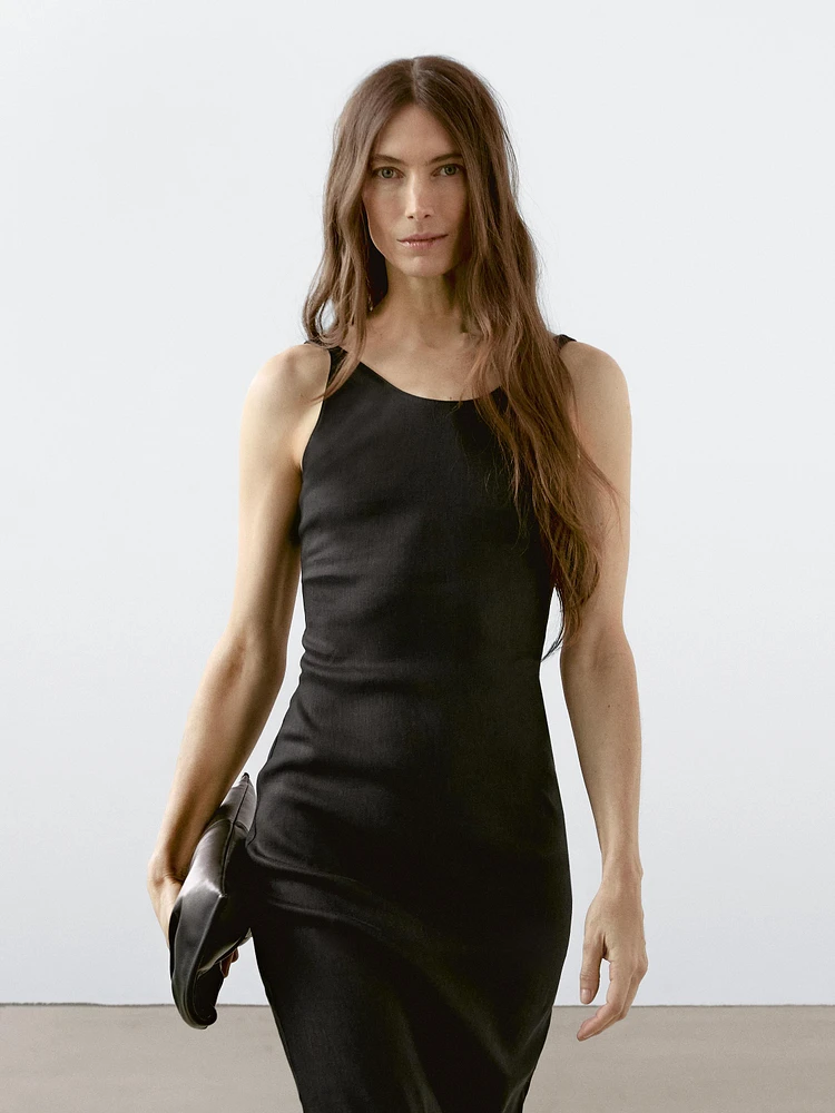 Midi dress with low-cut back