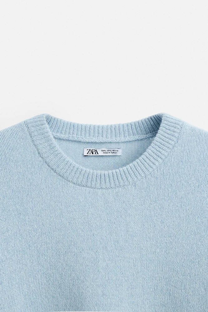 CASHMERE AND WOOL SWEATER