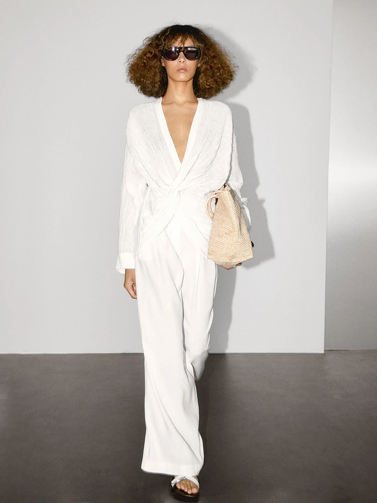 Textured shirt with knot detail