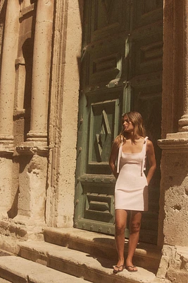 SHORT TIE-STRAP DRESS