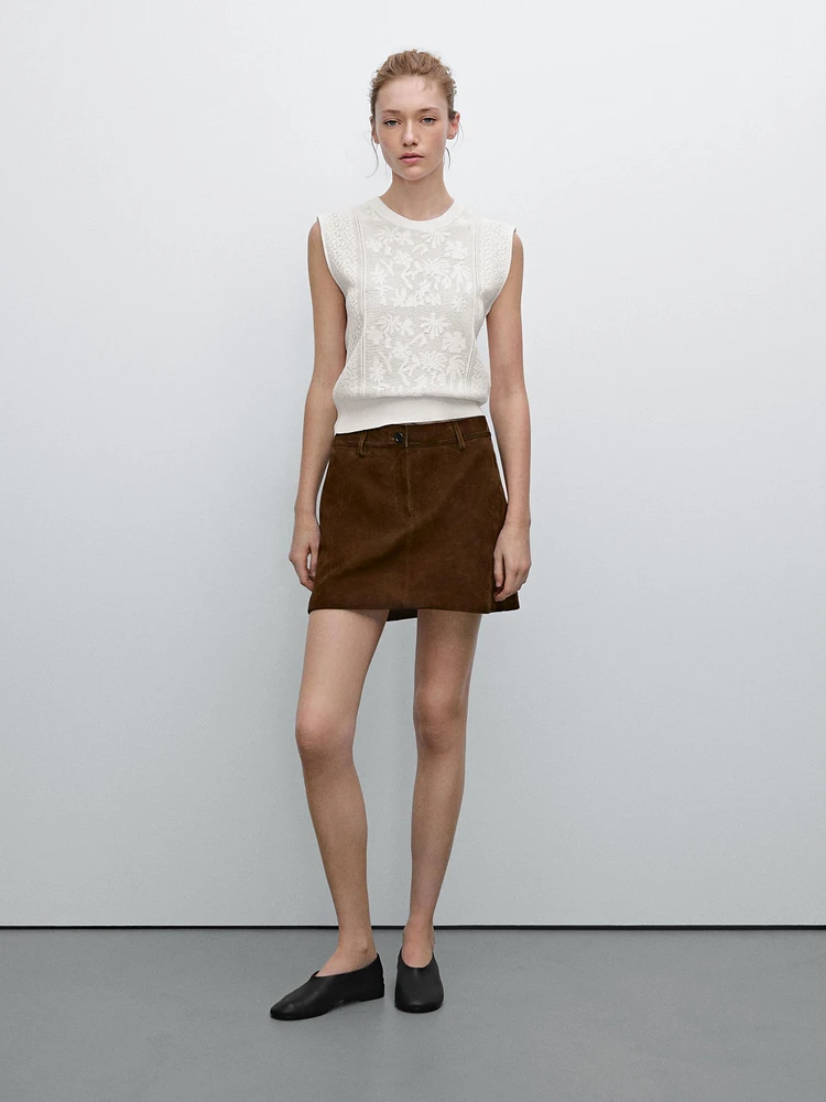 Sleeveless top with lace detail