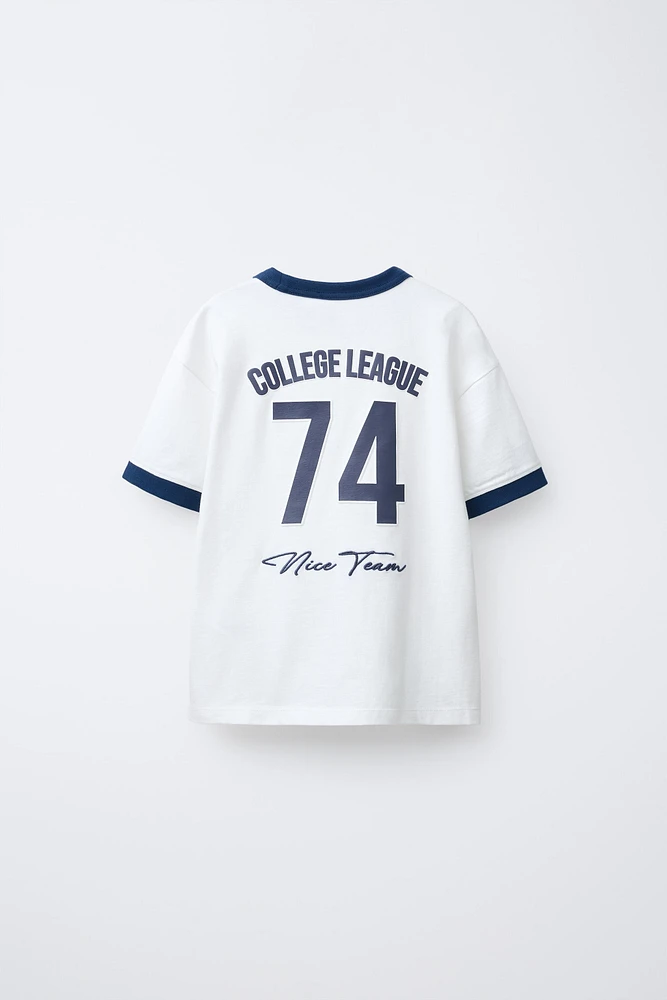 VARSITY TEXT RAISED T-SHIRT