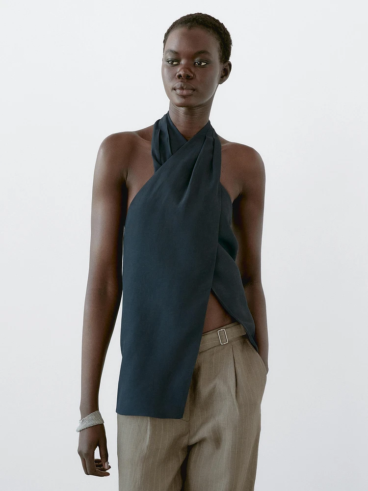 Halter neck back neckline top