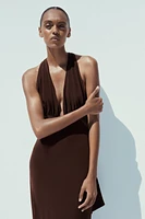 ROBE LONGUE DOS NU COL MONTANT