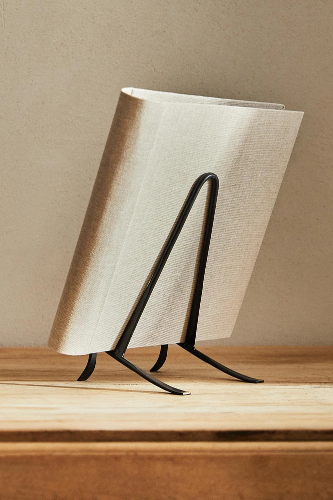 METAL STAND