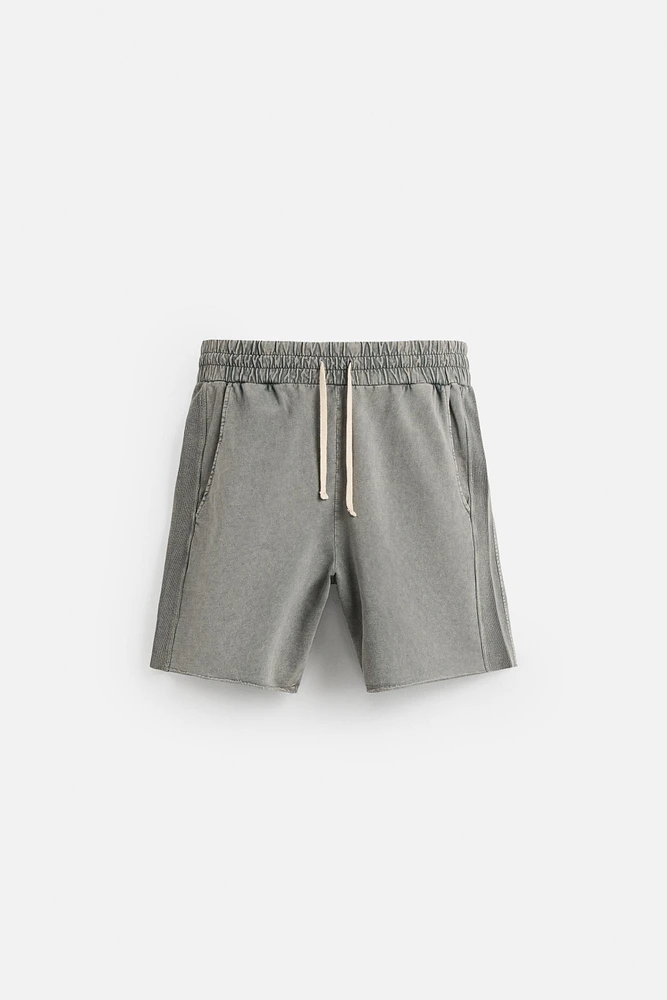 BERMUDA RELAXED FIT DÉLAVÉ