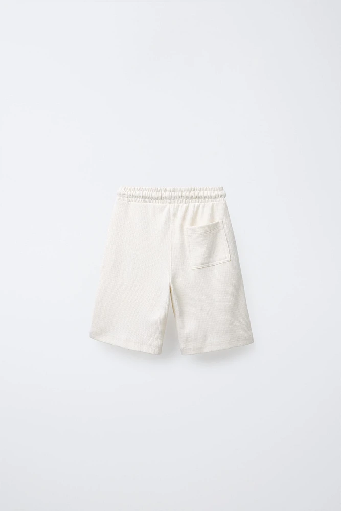 BERMUDA EN MAILLE TEXTURÉ