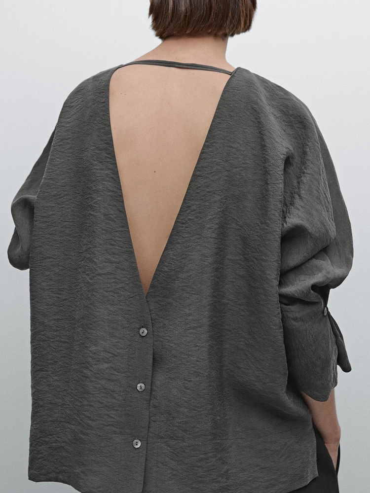 Flowing shirt with pleated cuff detail - Studio