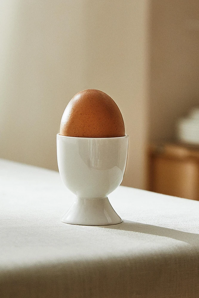 BONE CHINA EGG CUP