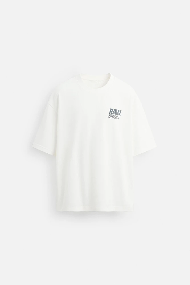 T-SHIRT À INSCRIPTIONS IMPRIMÉES