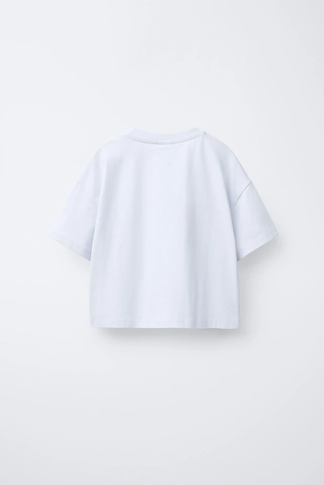 T-SHIRT WITH PATCH