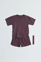 ENSEMBLE DE JOGGING T-SHIRT ET BERMUDA UNI