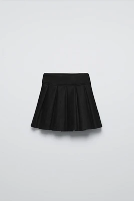 FAUX SUEDE BOX PLEAT SKIRT