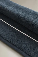 EMBROIDERED TRIM BATH TOWEL