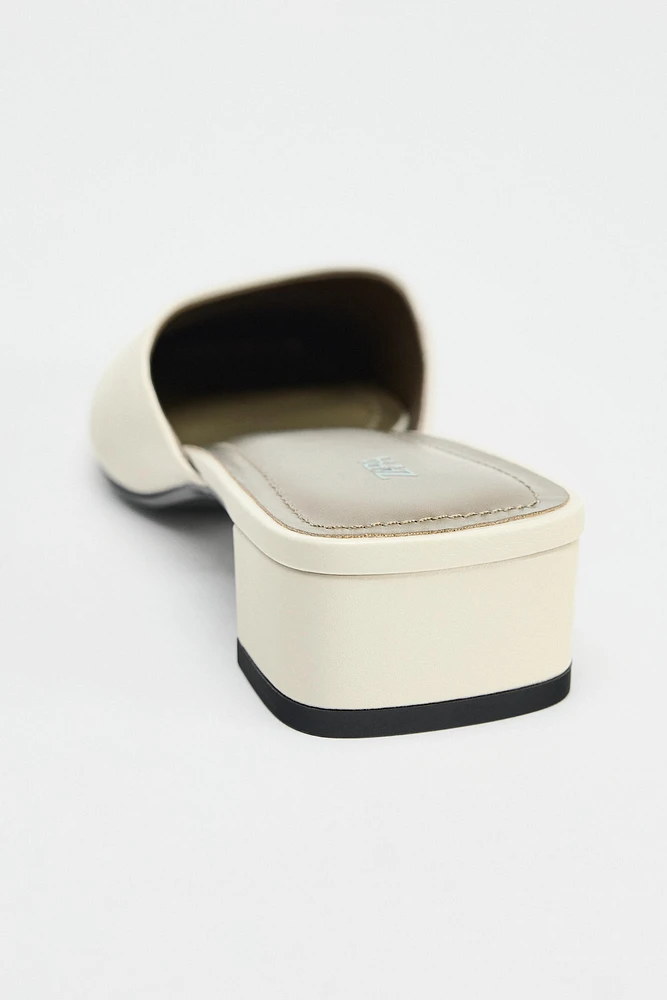 HEELED LEATHER SLIDES