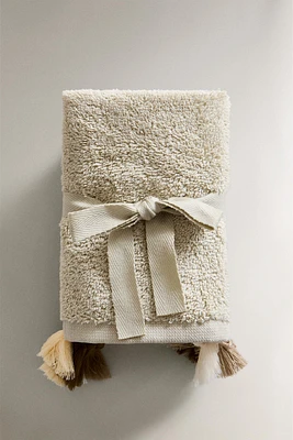 PACK OF HAND TOWELS WITH TASSELS (PACK OF 3)