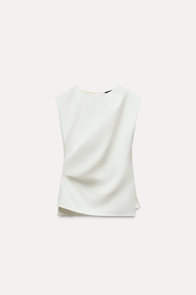 PLEATED CREPE TOP