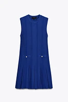 ROBE EN MAILLE À PLIS PLATS