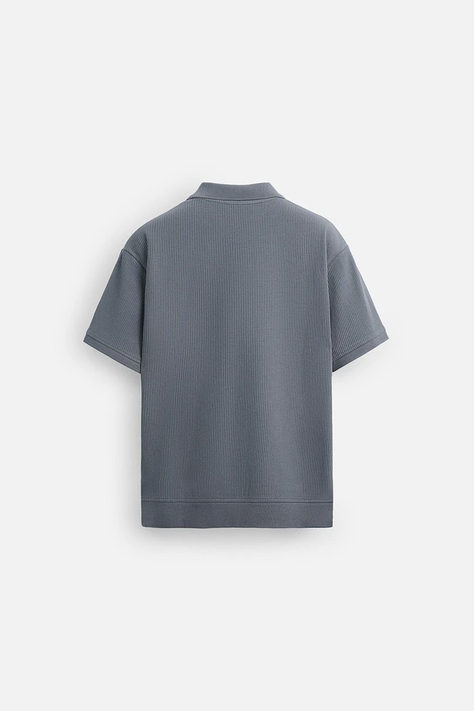 VERTICAL TEXTURED POLO