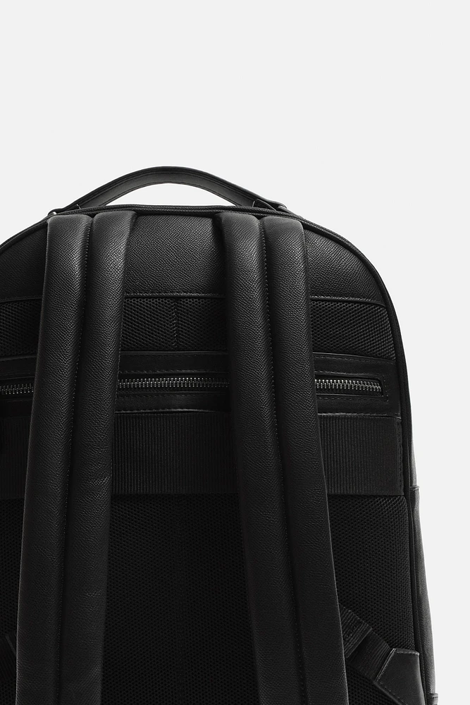 TEXTURED BACKPACK