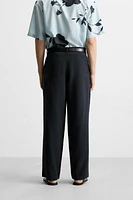 RELAXED FIT PLEATED PANTS