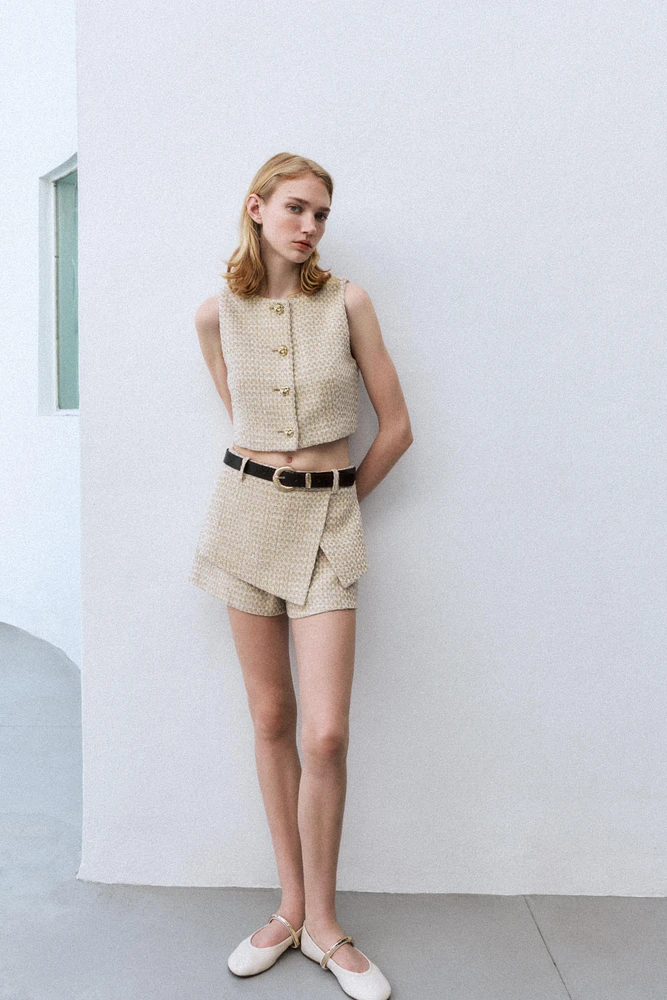 SHORT TEXTURED WAISTCOAT