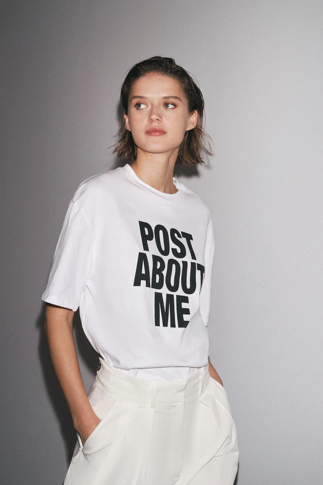 OVERSIZED TEXT T-SHIRT