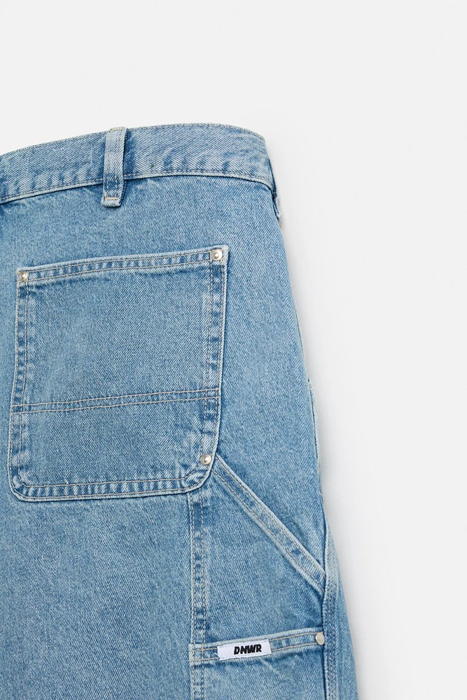 BERMUDA EN DENIM À POCHE DE CHARPENTIER